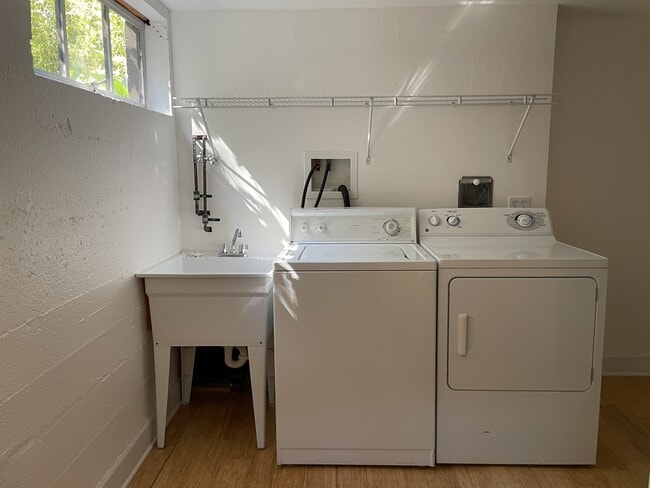 Building Photo - 6551 35th Ave SW