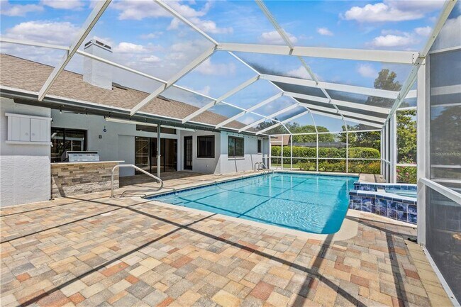Building Photo - 9447 Ashley Dr