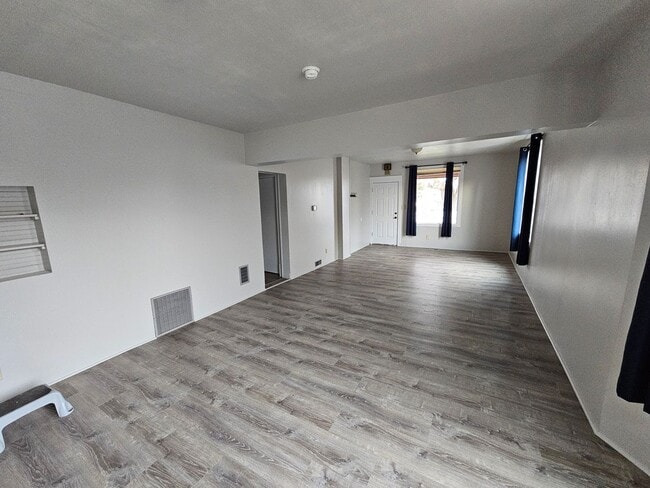 Building Photo - 2004 Adams Ave