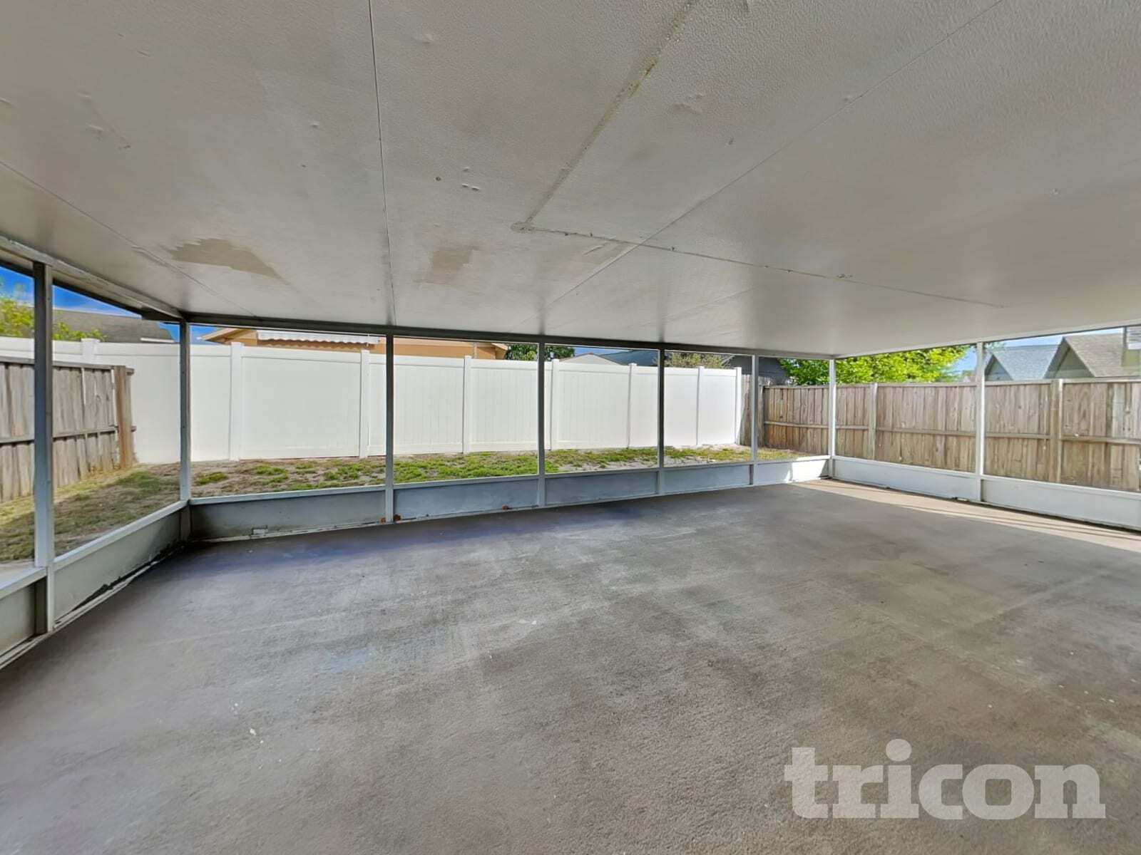 Building Photo - 9743 Red Clover Ave