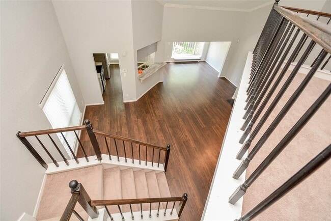 Building Photo - 9400 Doliver Dr