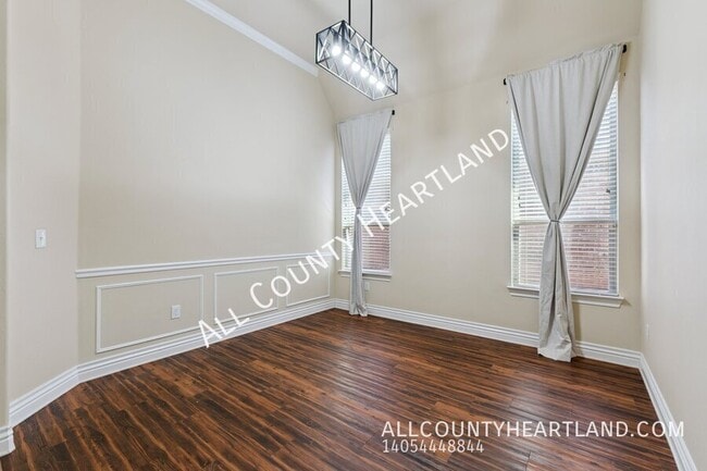 Building Photo - 1403 Zachary Ln