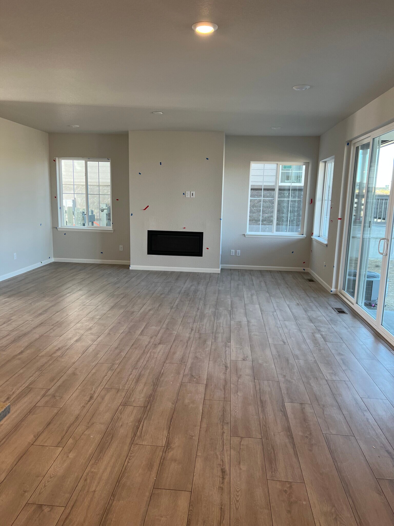 Building Photo - 1502 Golden Sill Dr