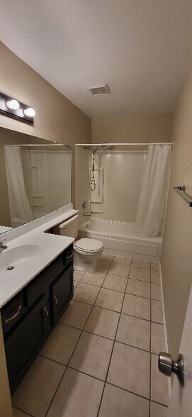 Building Photo - 1567 W Javelina Ave
