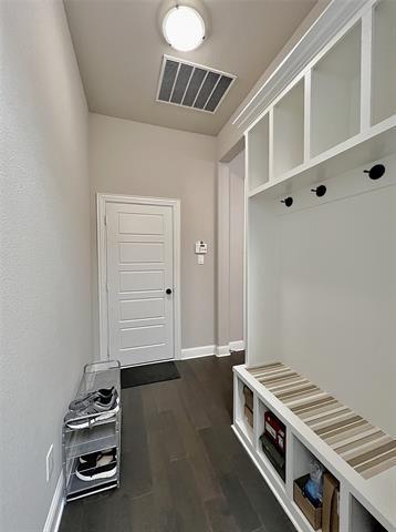 Building Photo - 1904 Shaila Dr