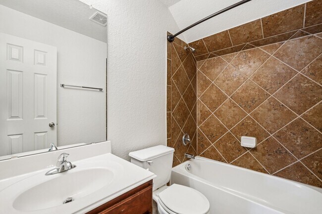 Building Photo - Alamo Ranch Gated Community