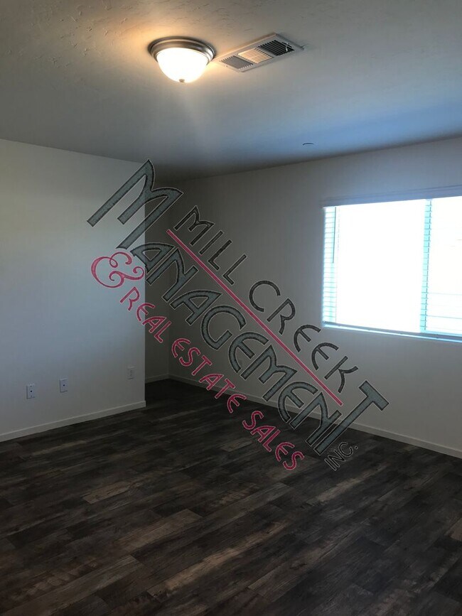 Building Photo - Pine River community