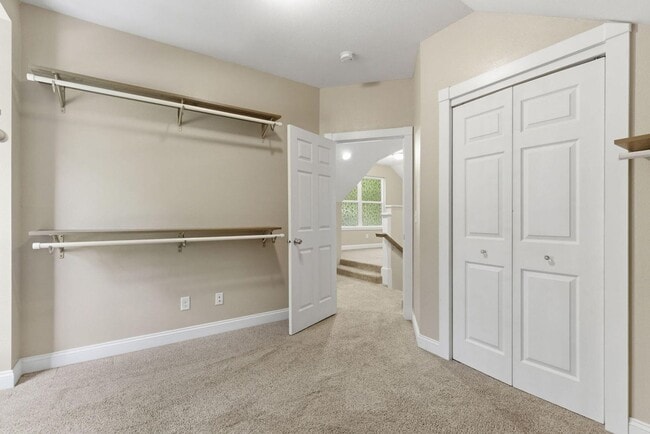 Building Photo - Updated 4-bedroom, 2-bath home in the Rountree neighborhood