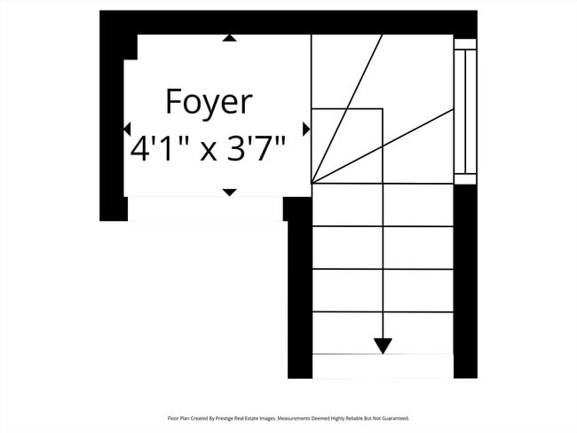 Building Photo - 4742 N Sawyer Ave