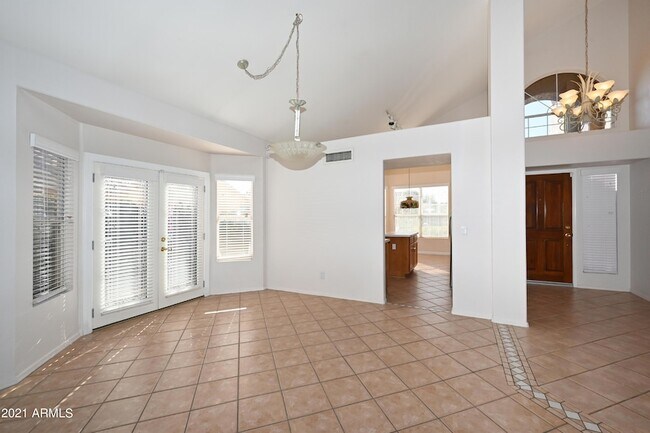 Building Photo - 5730 E Gelding Dr