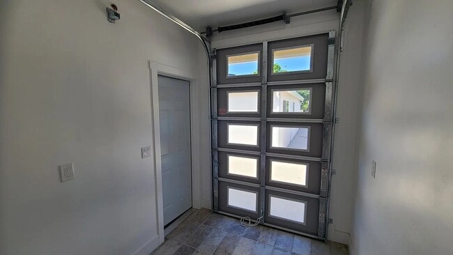 Building Photo - Brand new ADU in West Sacramento