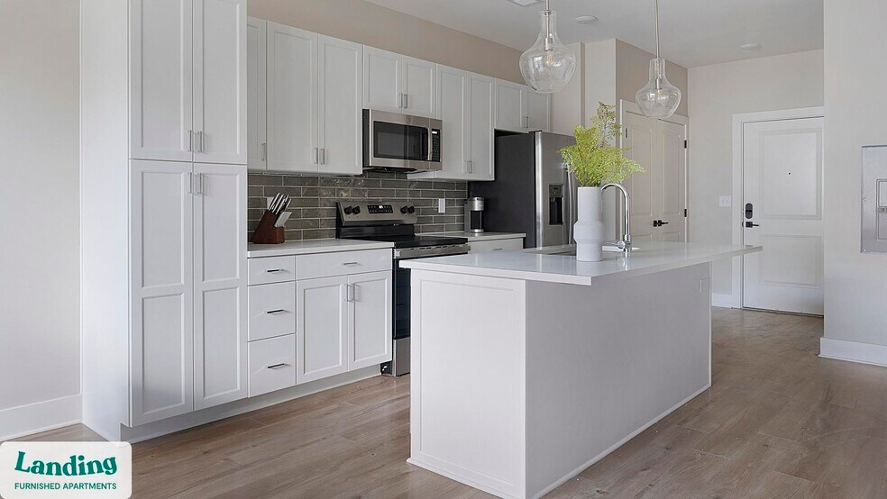 Building Photo - 1000 Forestview Dr