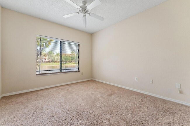 Building Photo - 2807 Veronia Dr