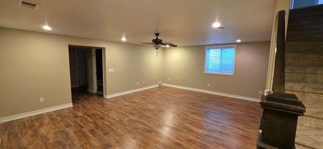 Building Photo - 414 Appletree Ct