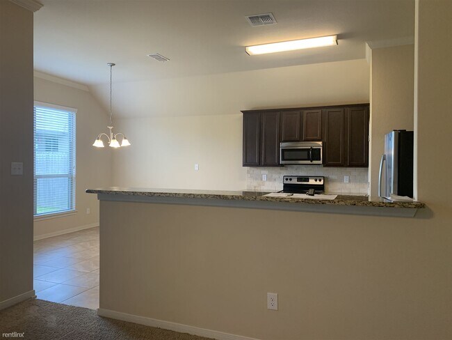 Building Photo - 4 br, 2 bath House - 5607 Markham Drive