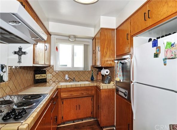 Building Photo - 111 19th St