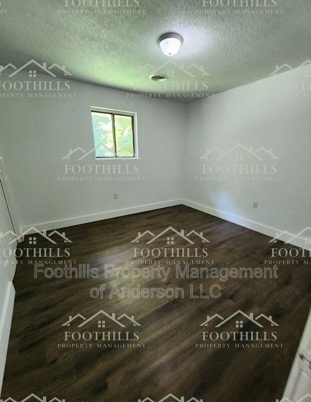 Building Photo - 3910 Seminole Ave