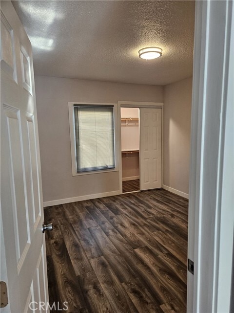 Building Photo - 1538 W 102nd St