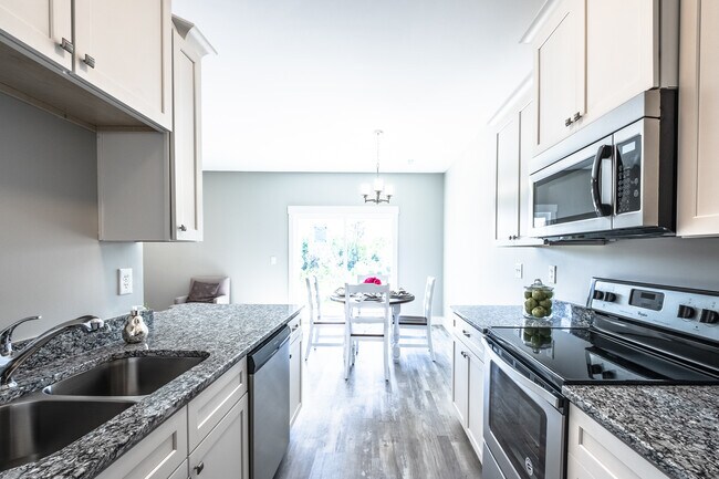 Building Photo - 171 Marbella Cir