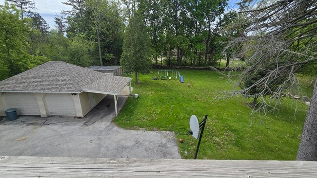 Building Photo - 1401 W Brown Deer Rd