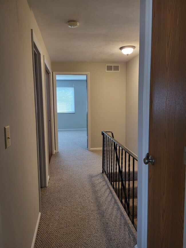 9510 Centerbrook Ct 9510 Centerbrook Ct Dayton OH 45458 Apartment