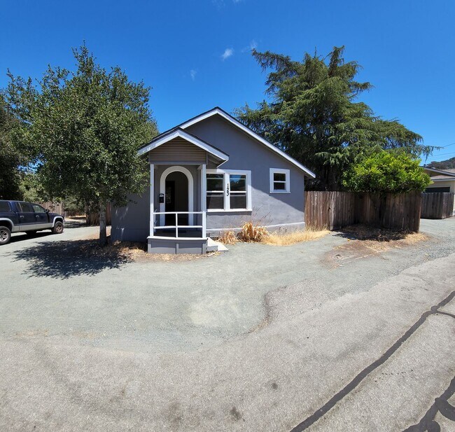 Building Photo - Jeffrey and Foothill Properties