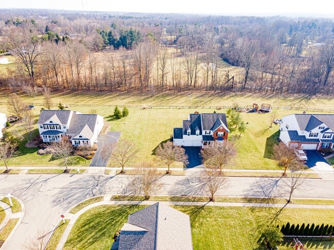 Building Photo - 5830 Prospect Ln