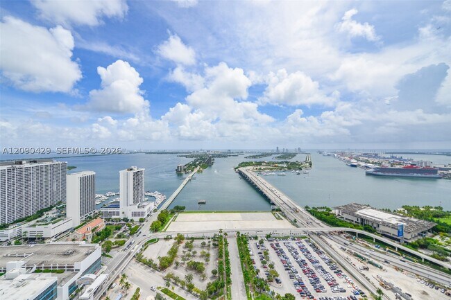 Building Photo - 1400 Biscayne Blvd