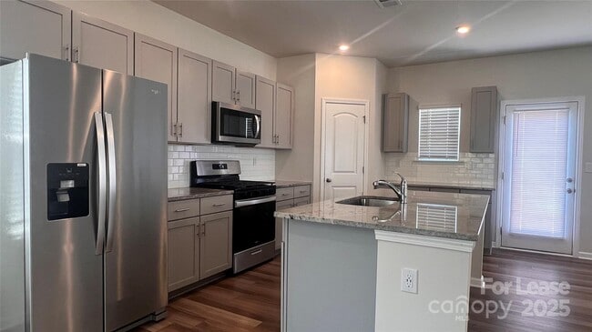 Building Photo - 8110 Whitegrove Rd