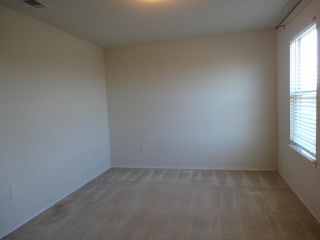 Building Photo - 4418 Windmill Run Dr