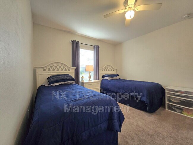 Building Photo - 1243 NW 22nd Ave