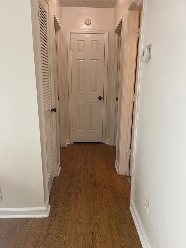Building Photo - Conyers Duplex