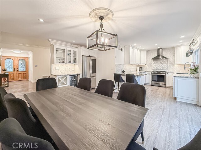 Building Photo - 2685 Velarde Dr