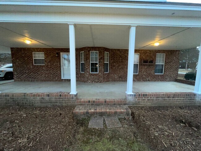 Building Photo - 5300 Hornes Church Rd