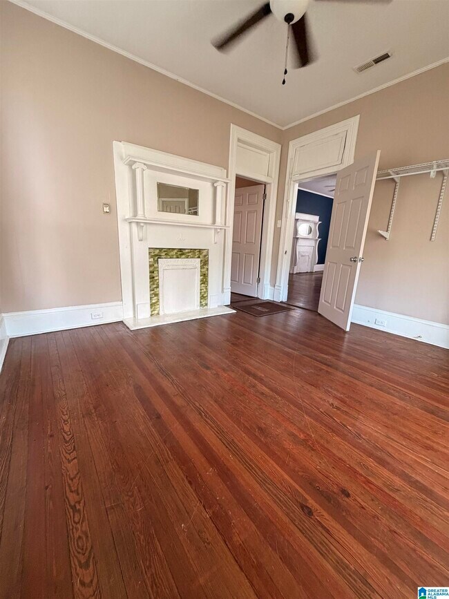 Building Photo - 3017 Ensley Ave