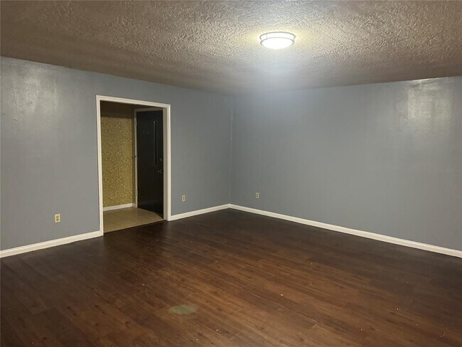 Building Photo - 7813 S Gessner Rd