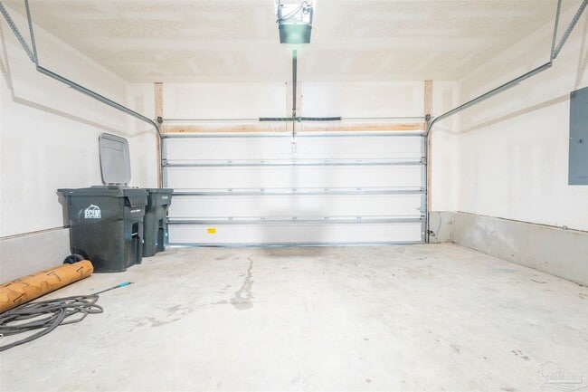 Building Photo - 4119 Whitetail Ln