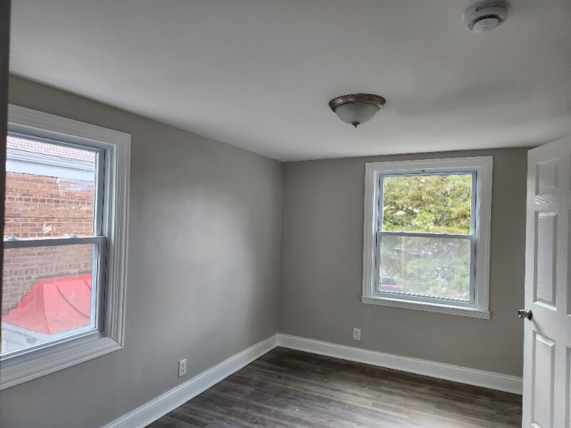 Building Photo - 11361 S May St