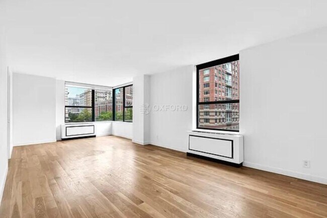 Primary Photo - 2 bedroom in NEW YORK NY 10024