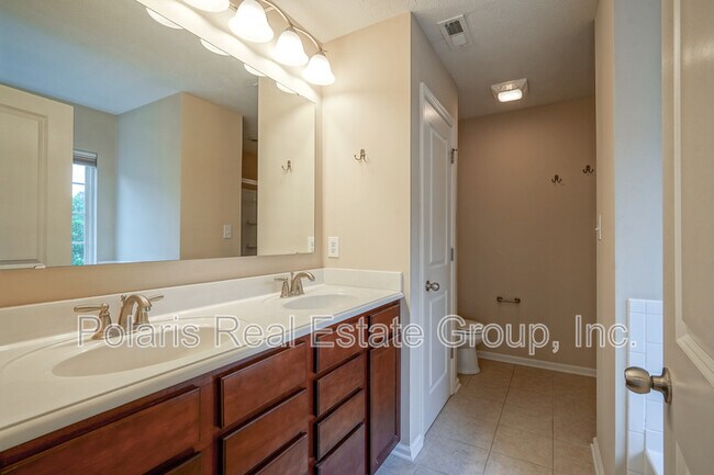 Building Photo - 11910 Riley Dr