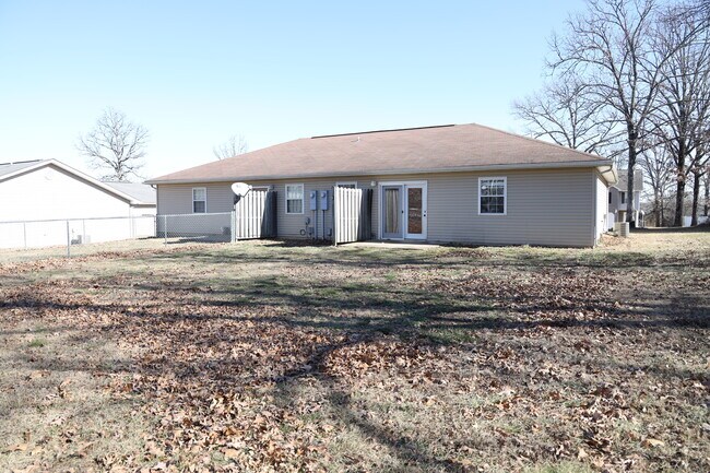 Building Photo - 22635 Hollow Oak Ln