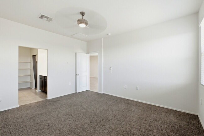 Building Photo - 35423 W San Sisto Ave