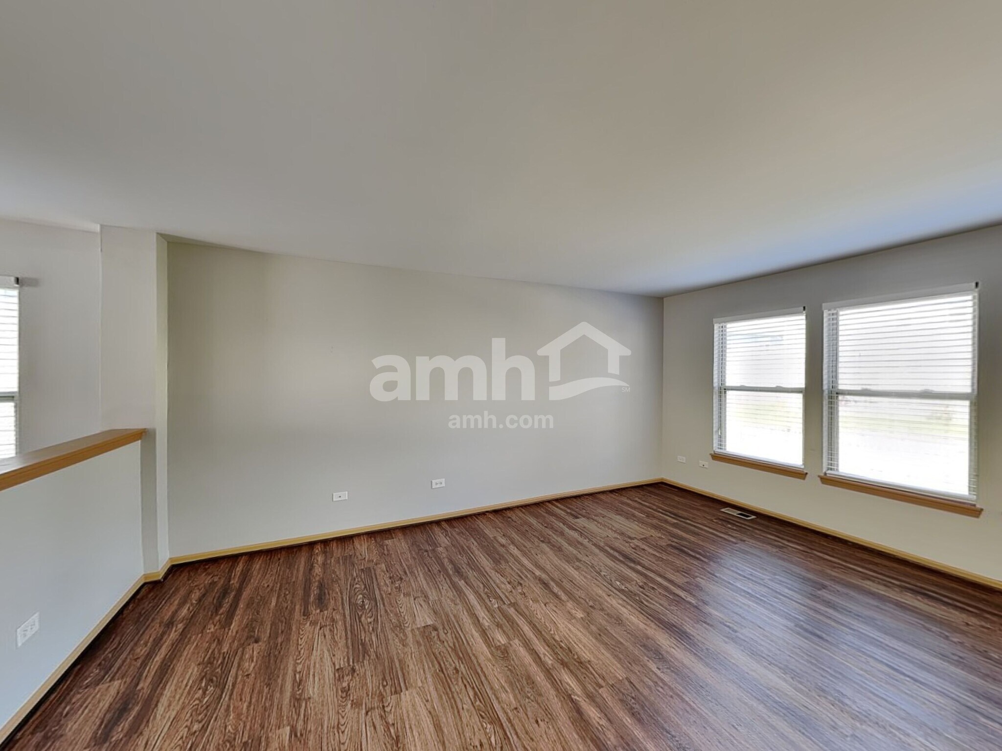 Building Photo - 3226 Kenilworth Ln