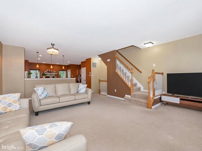 Building Photo - 505 Ellison Ct