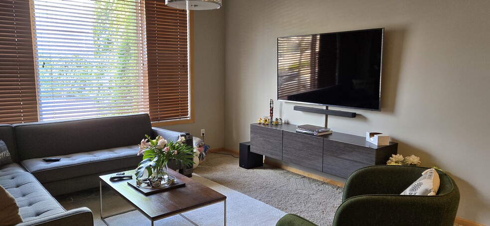Living Room - 11289 Preswick Blvd