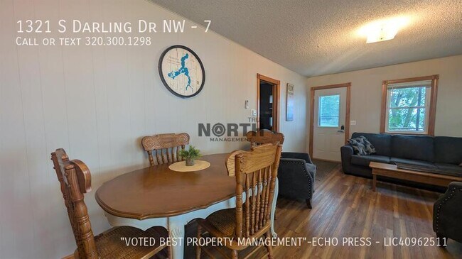 Building Photo - 1321 S Darling Dr NW