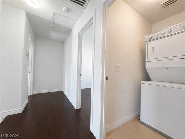 Building Photo - 7428 Corcoran St