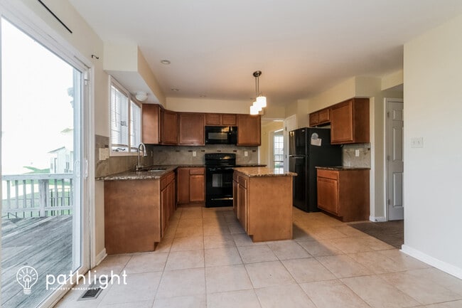 Building Photo - 4400 Sutherland Circle, Upper Marlboro, MD...