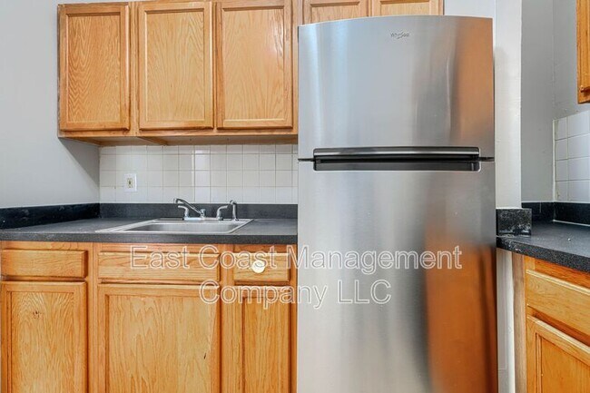 Building Photo - 2348 Eutaw Pl