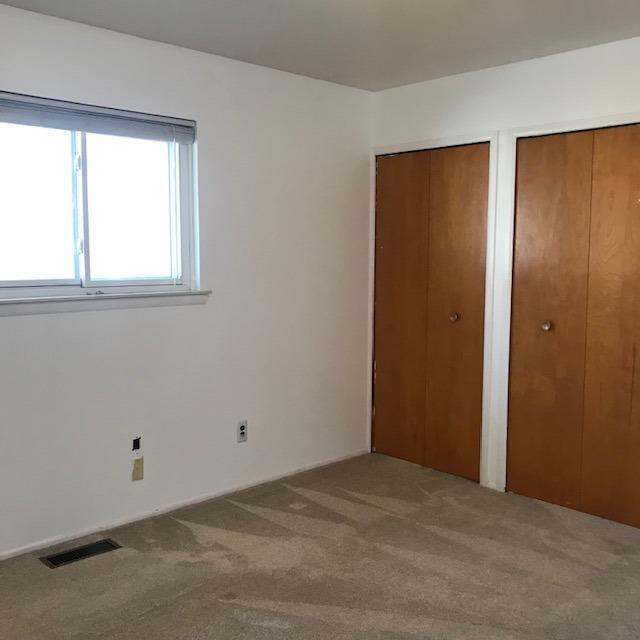 Building Photo - 2865 Burlington St